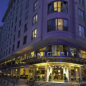 Отель Titanic Taksim, Стамбул
