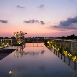 https://hotel-santika-seminyak.hotelsseminyak.net